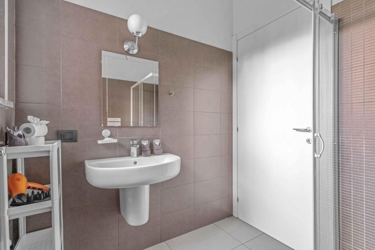 Cos54 - Exclusive Apartment With Garden In Milano Ngoại thất bức ảnh